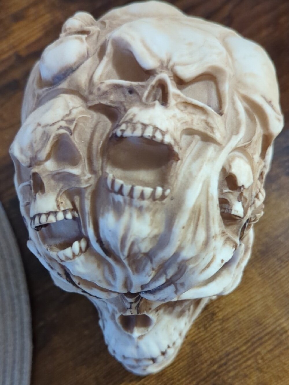 Bone-Colored Sculpted Multi-Skull Decorative Art Statue - Picture 4 of 4